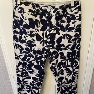 5 for $15 NWOT Bright and beautiful capri pants
